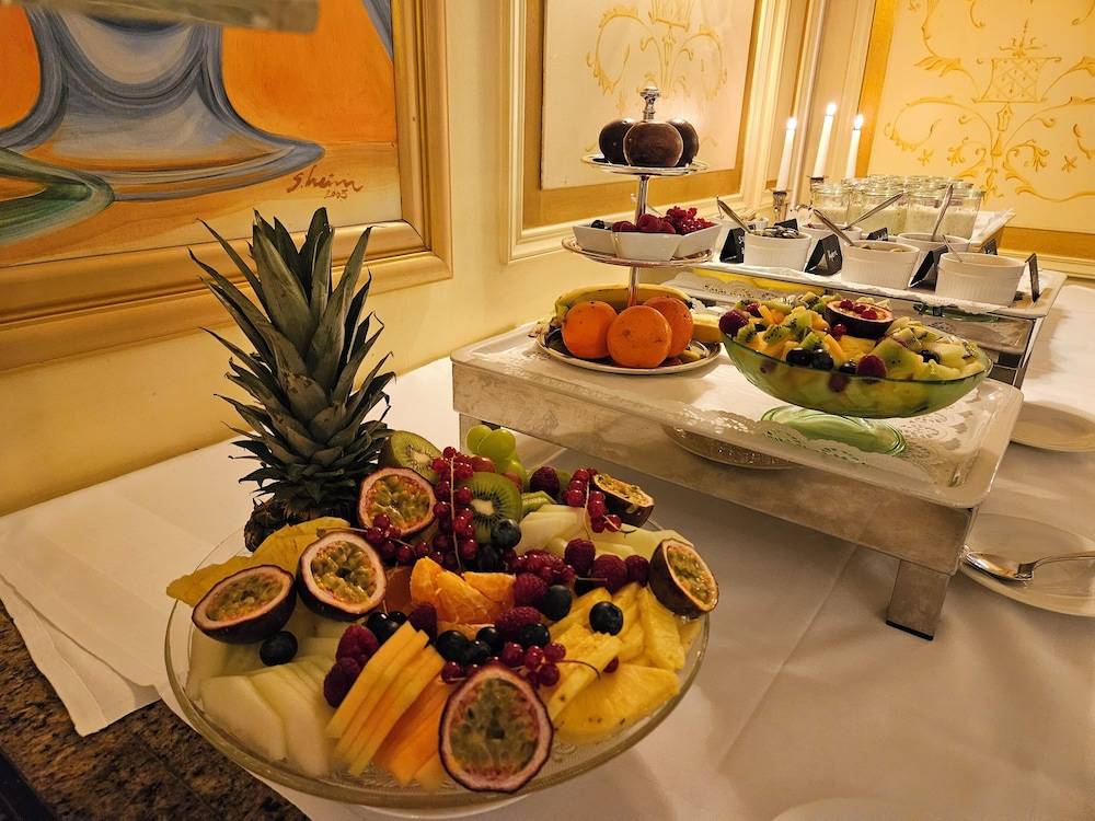 Breakfast buffet