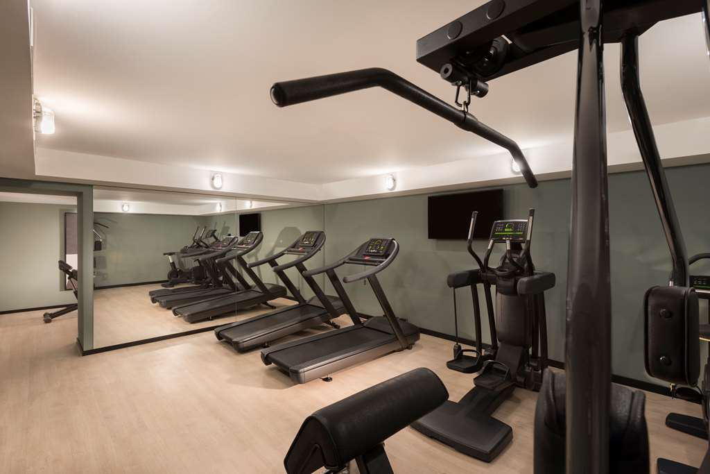 adina apartment hotel leipzig gym