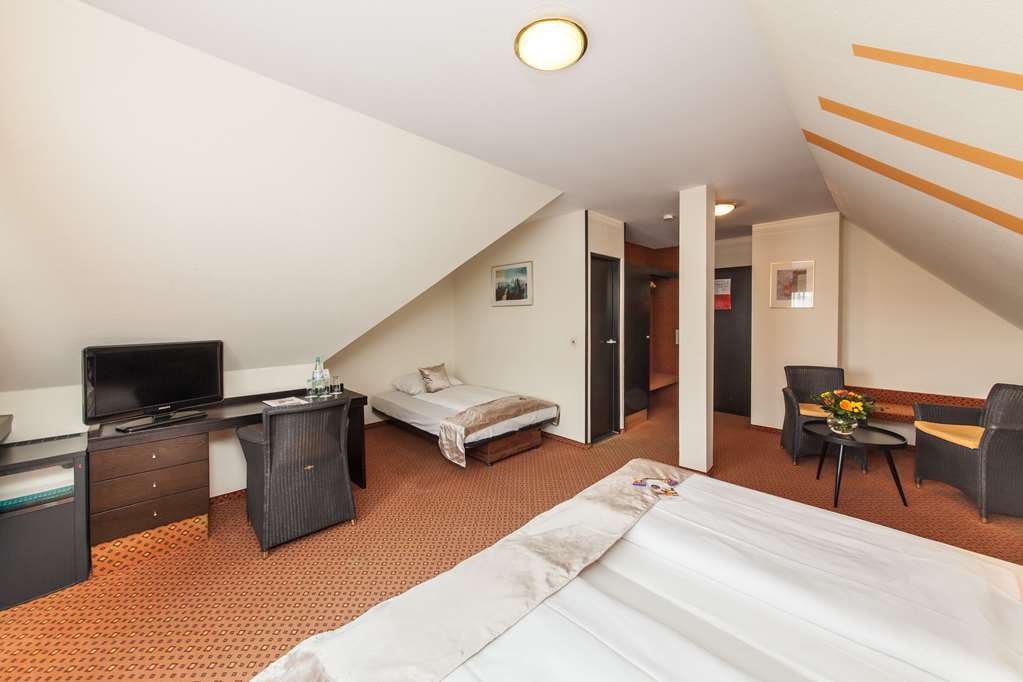 Comfort room for 3 - Novum Hotel Strohgaeu Korntal