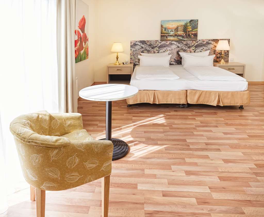 Hotel am Schloss Koepenick Berlin by Golden Tulip Guestroom MK Copyright: Marco Knopp