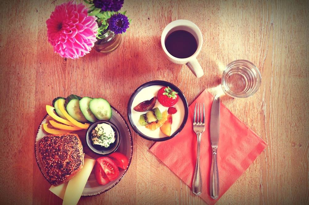 Breakfast meal