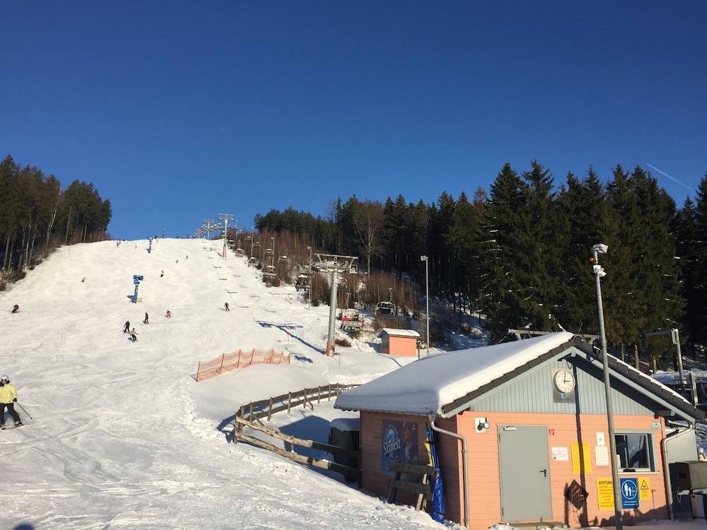Snow and ski sports