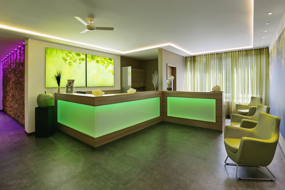 Spa reception