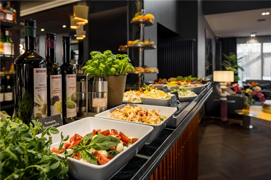 hotel amano dusseldorf breakfast buffet