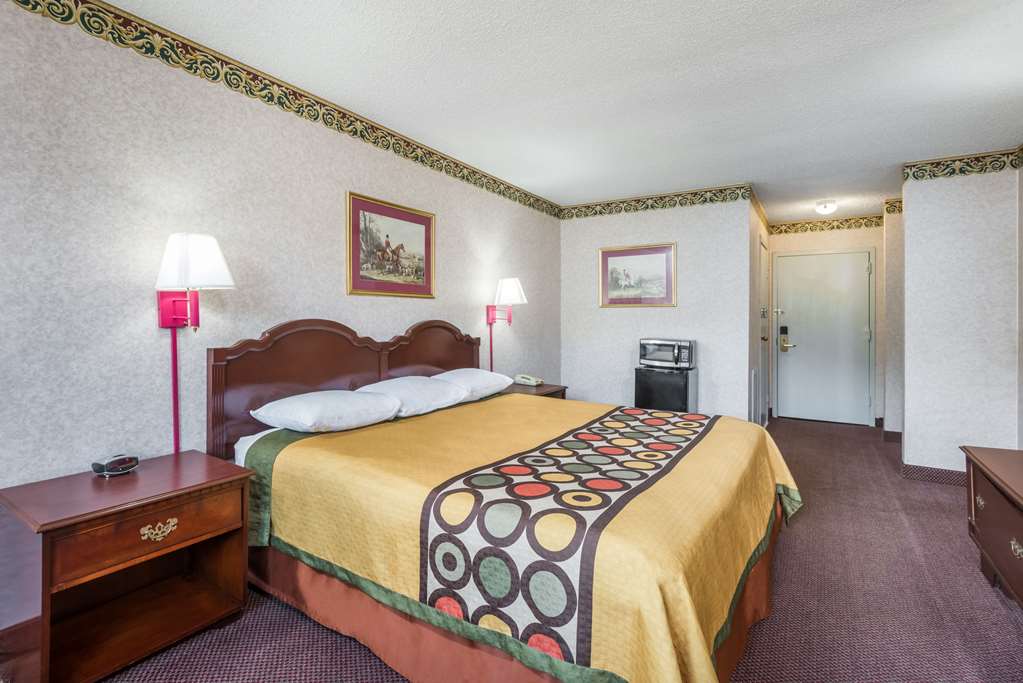 Super 8 by Wyndham Hancock MD - photo 4