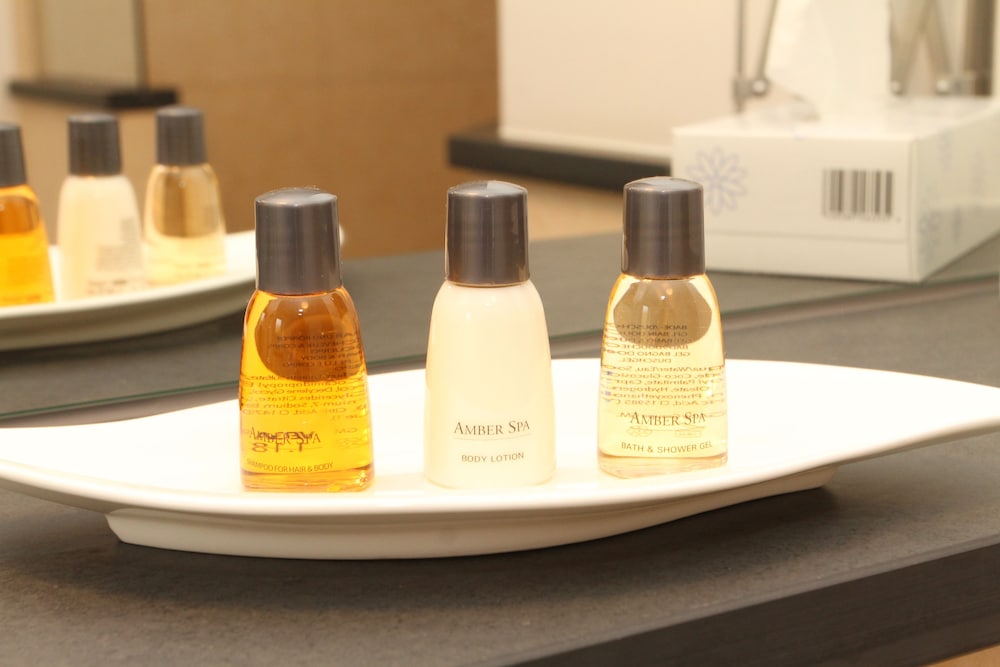 Bathroom amenities