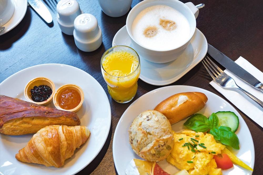 Breakfast meal