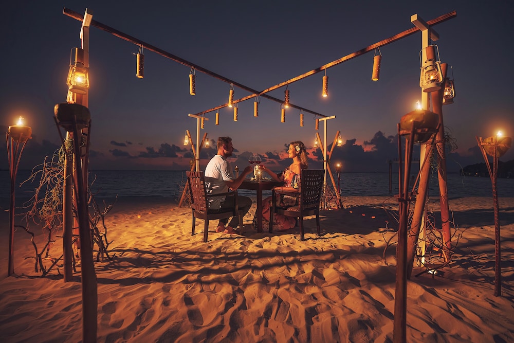 Couples dining