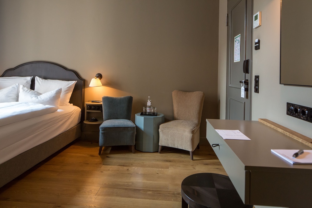 Monbijou Hotel