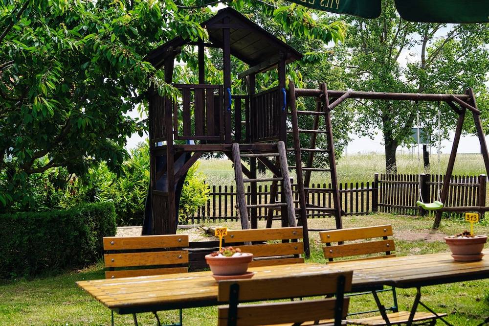 Children's play area - outdoor