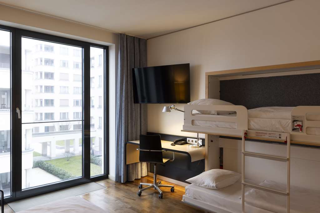 Scandic Berlin Potsdamer Platz Family Four