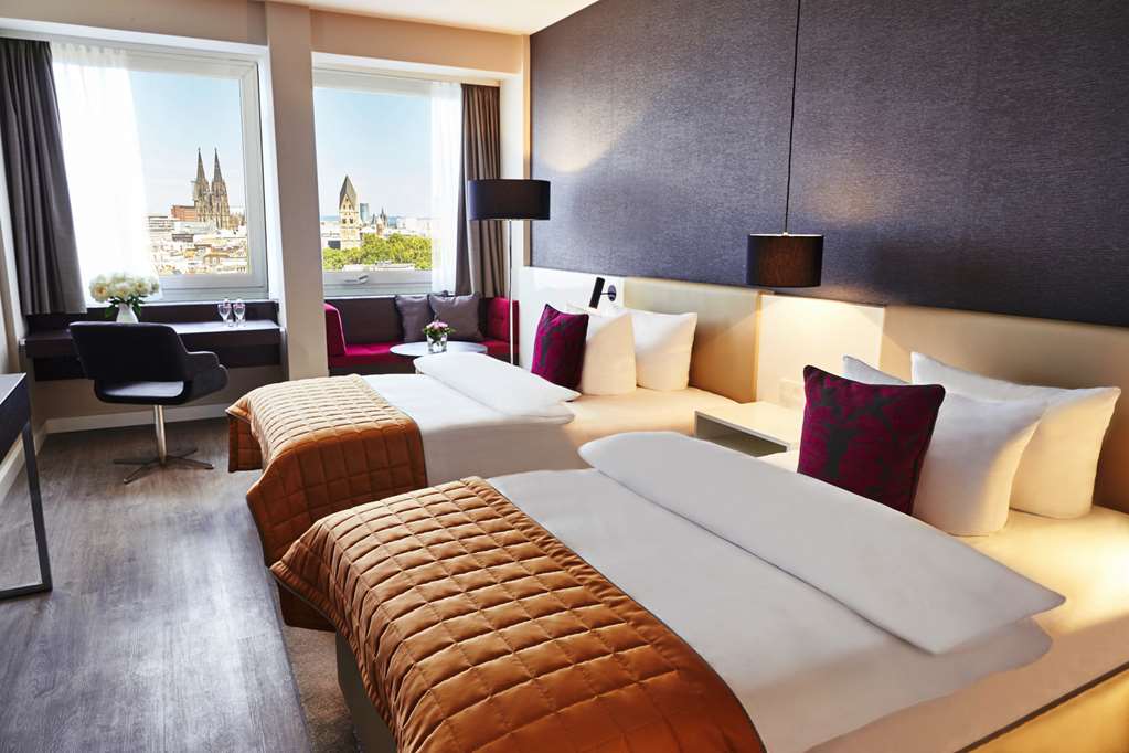 Steigenberger Hotel Koeln, Cologne, Germany - Superior plus room
