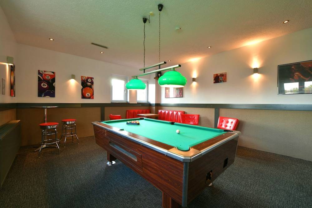 Sports Bar