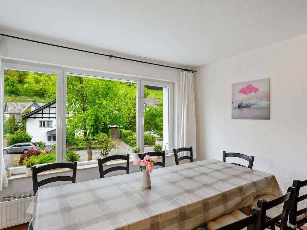 Well kept Holiday Home With Terrace