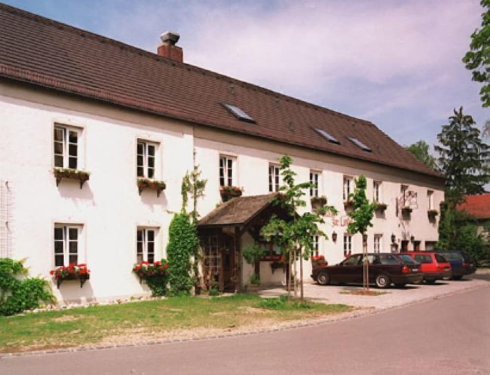 Primary image