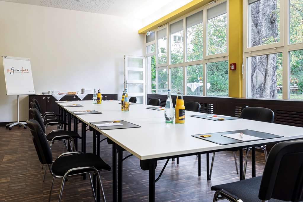Meeting room TOP EMBRACE Hotel Grenzfall Berlin