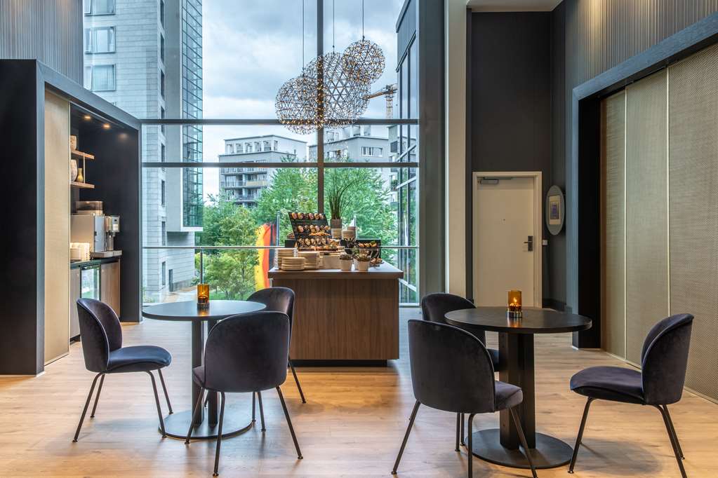 Breakout area