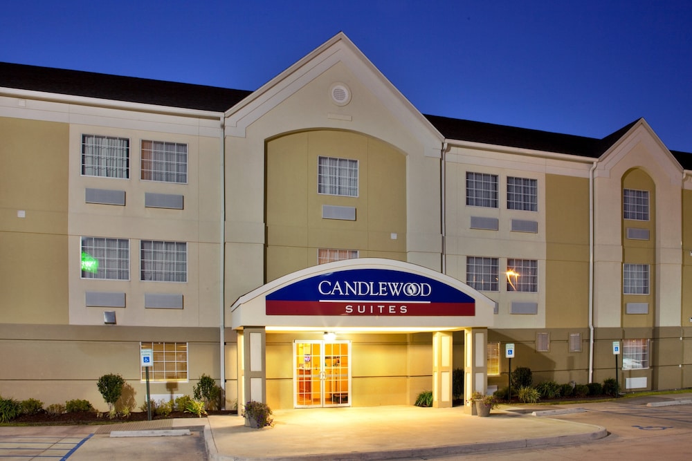 Candlewood Suites Lake Charles Sulphur an IHG Hotel - photo 2
