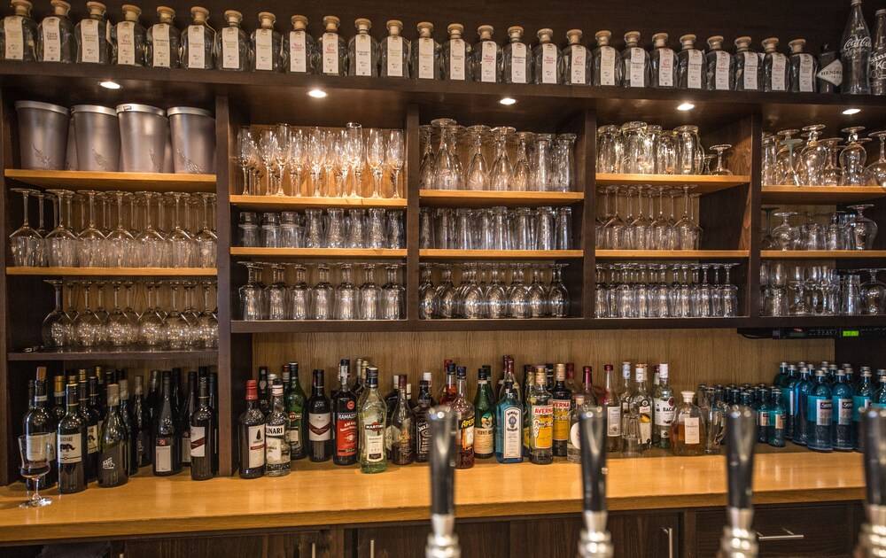 Hotel Bar