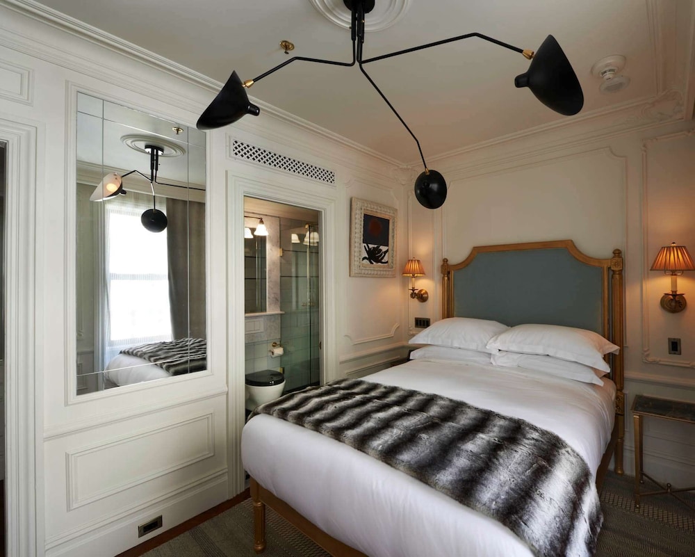 The Marlton Hotel - photo 2