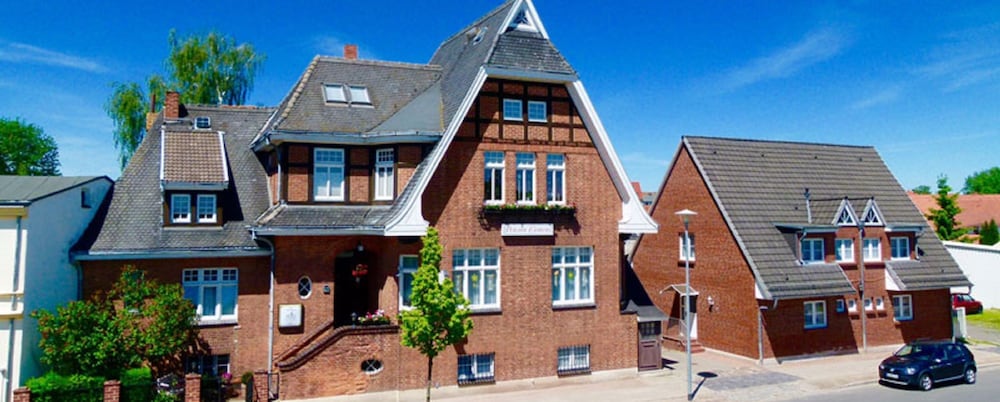 Primary image