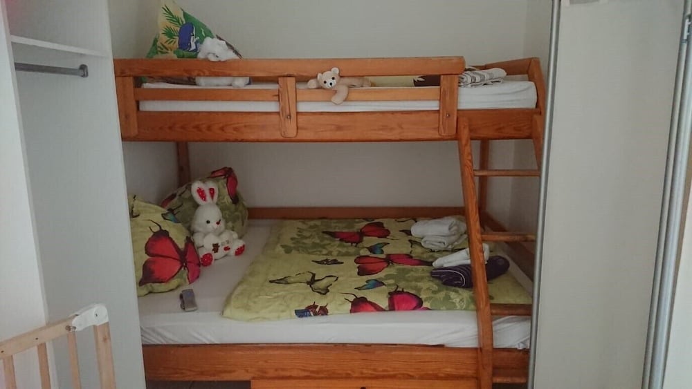 Children's theme room