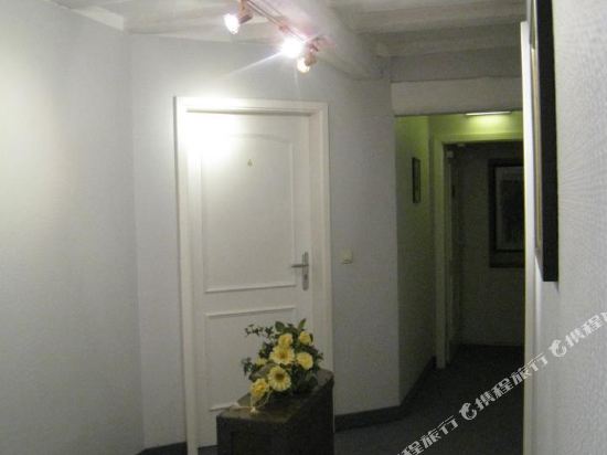 Hotel Interior/Public Areas