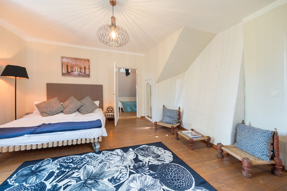 Guestroom