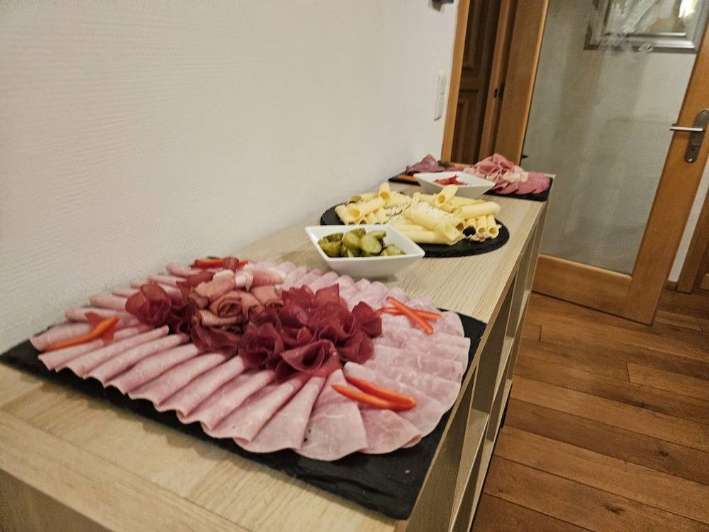 Breakfast buffet
