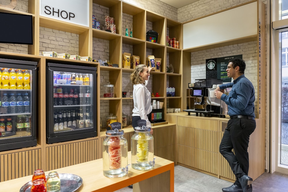 Snack bar