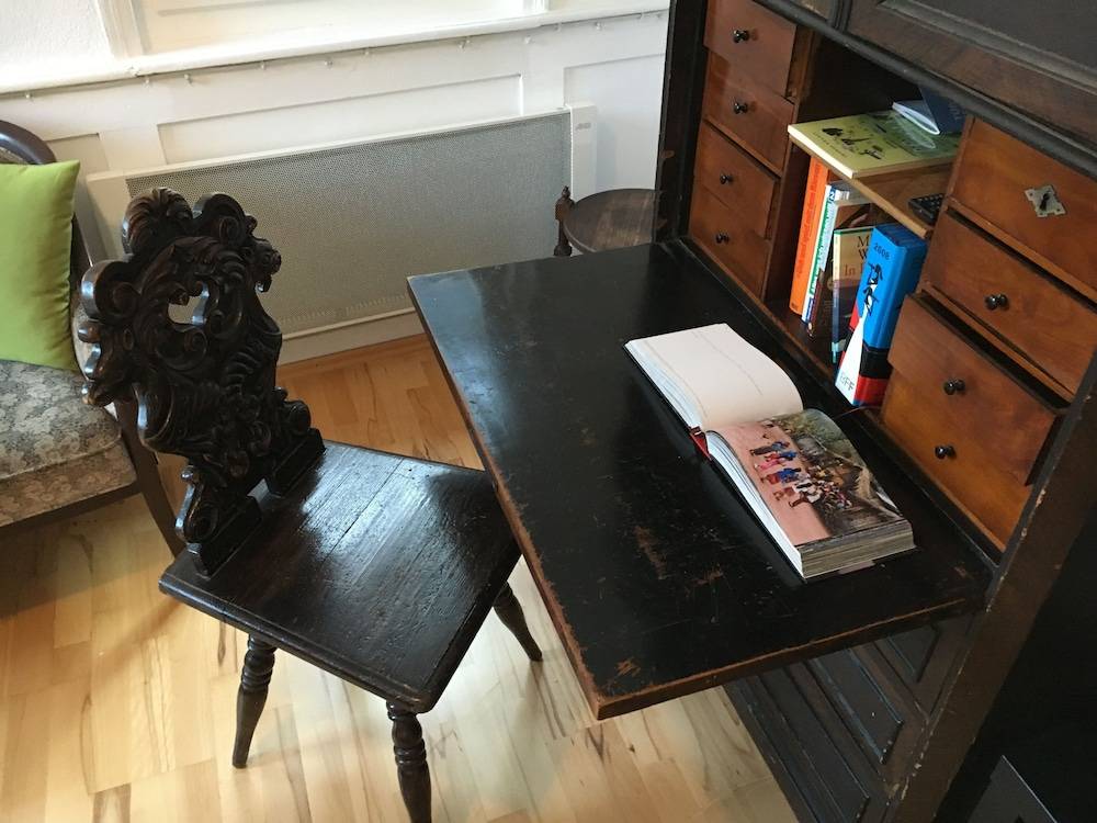 Room amenity