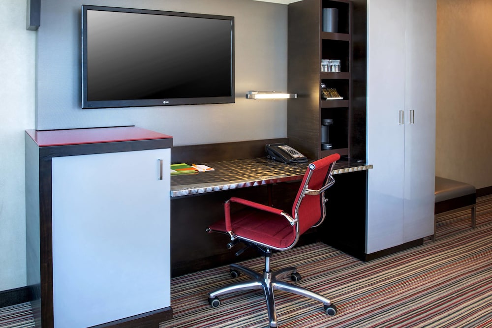 Courtyard by Marriott New York Manhattan Herald Square - photo 3