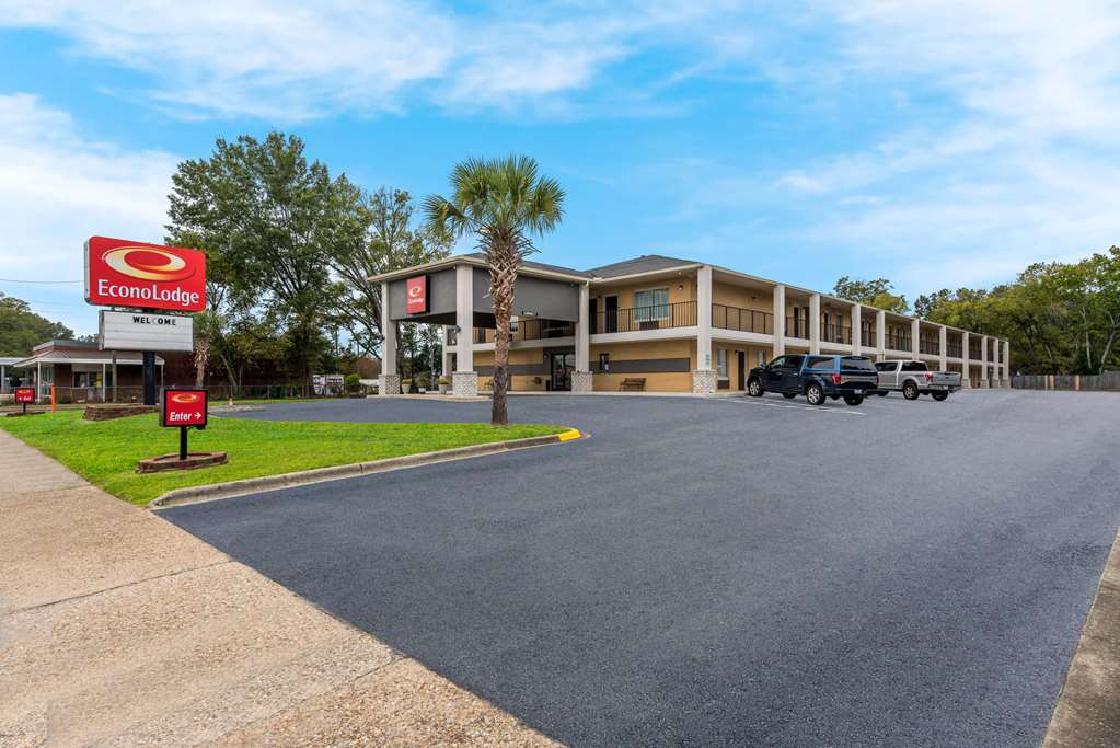 Econo Lodge Cheraw Market Street - photo 3