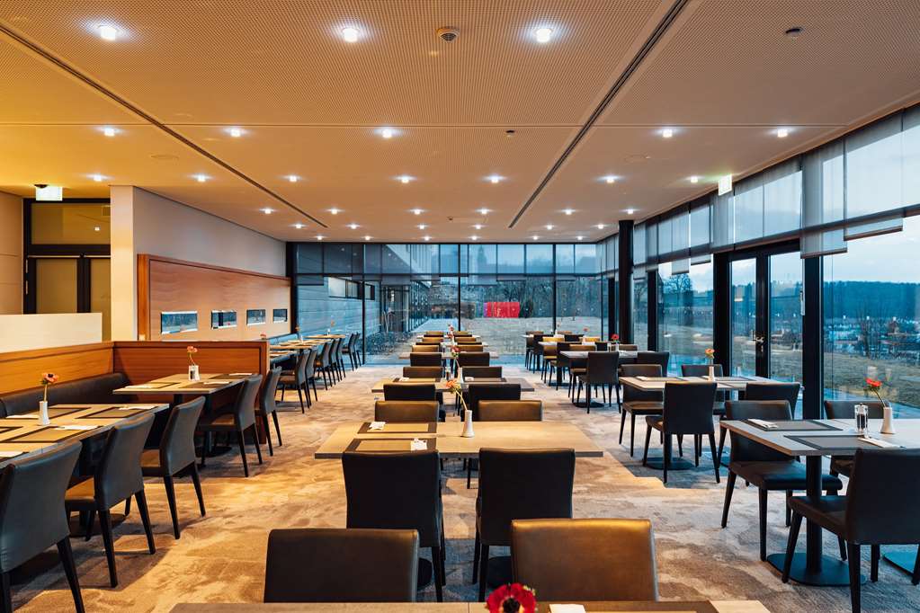 schlosshotel bar brasserie restaurant
