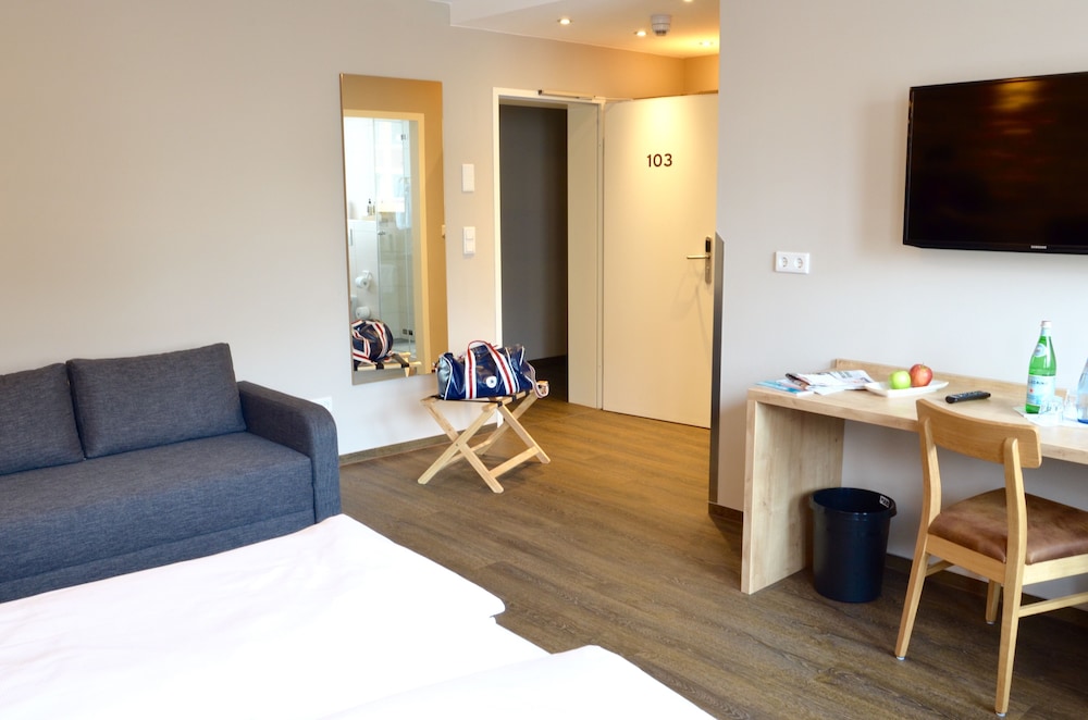 Guestroom