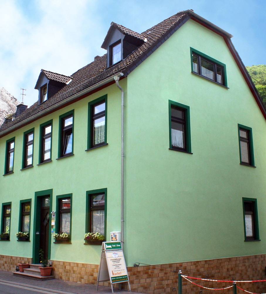 Ferienwohnungen & Gästezimmer Kachel