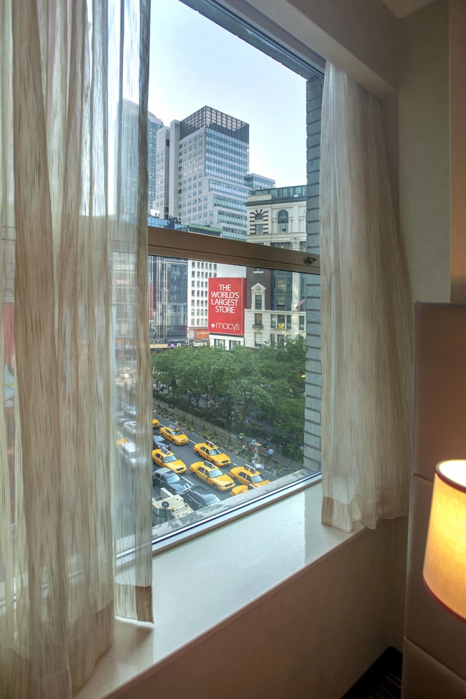 Courtyard by Marriott New York Manhattan Herald Square - photo 5
