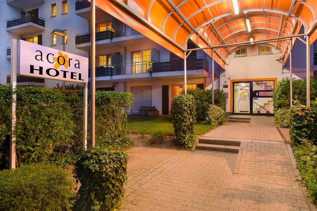 Entrance TOP acora Hotel Dusseldorf