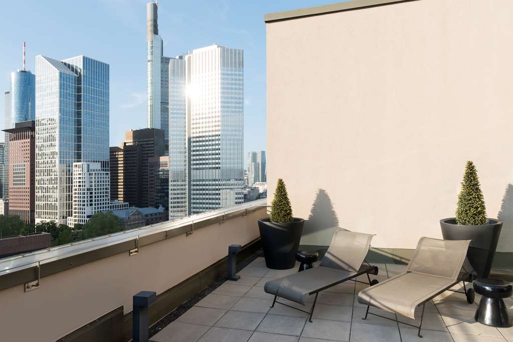 adina apartment hotel frankfurt neue oper penthouse studio terrace