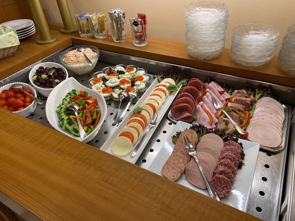 Breakfast buffet