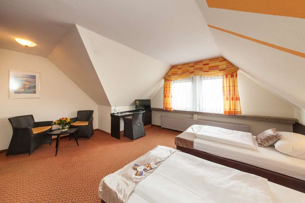 Standard double or twin bed room - Novum Hotel Strohgaeu Korntal