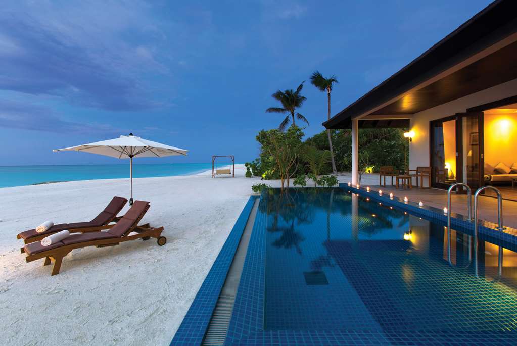 ATMOSPHERE KANIFUSHI MALDIVES VILLAS Sunset Pool Villa PRIMARY