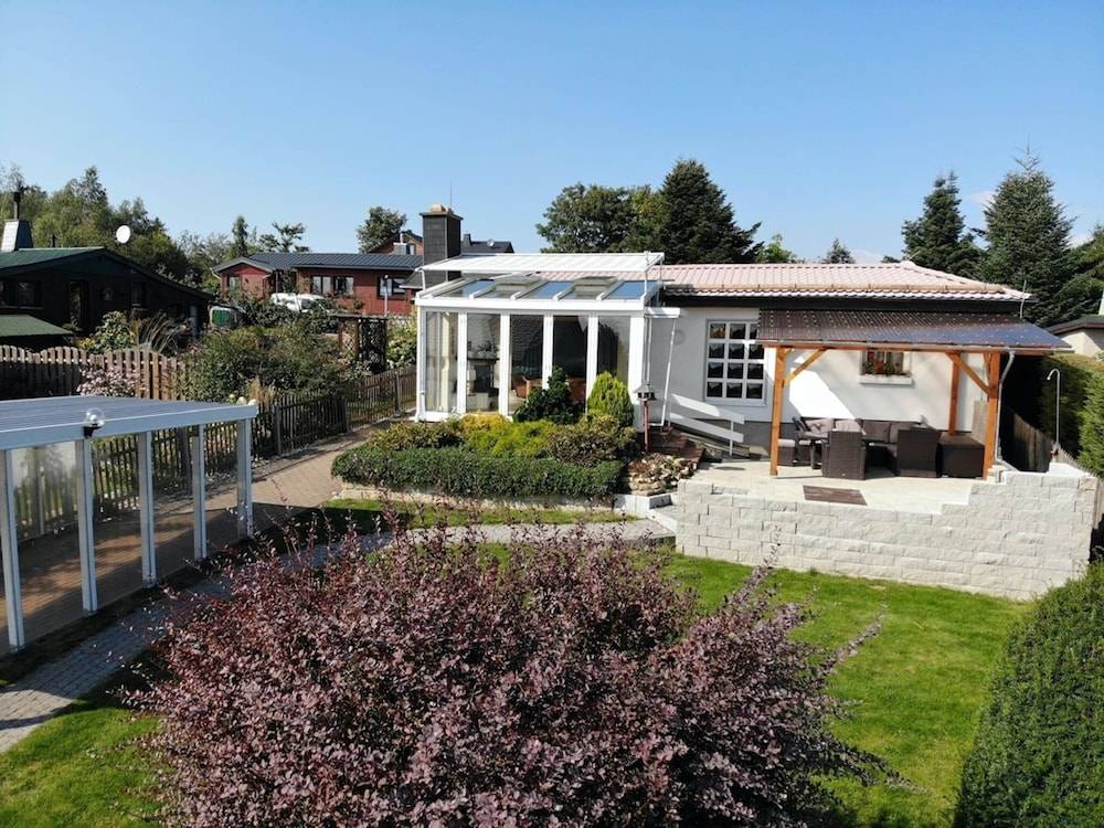 Ferienhaus mit Eigenem Garten