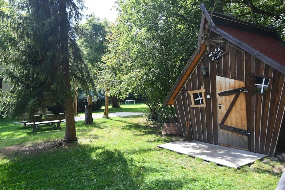 Children's play area - outdoor
