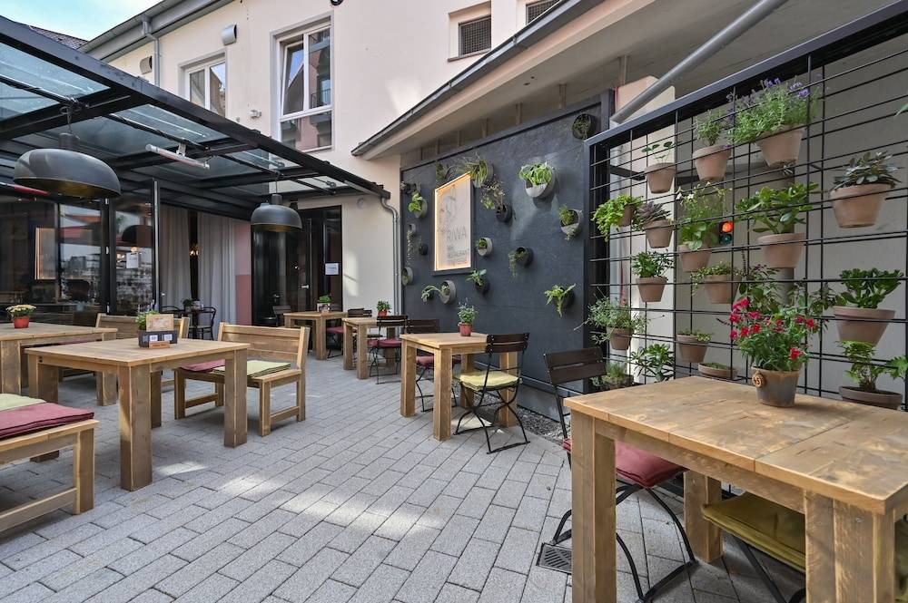 Sundeck