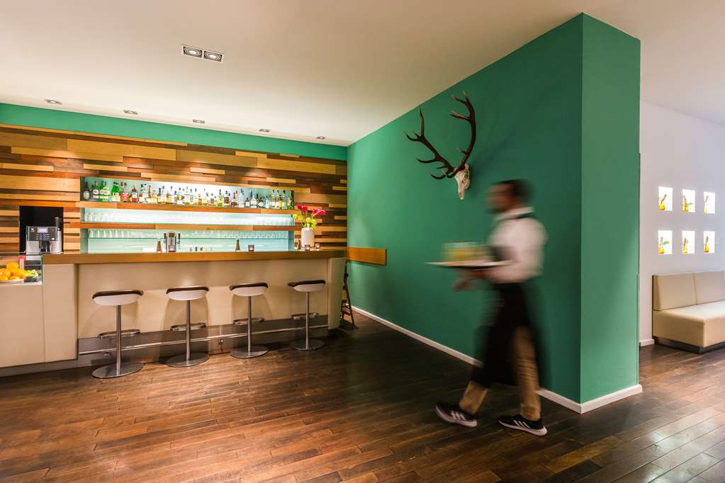 Bar/Lounge