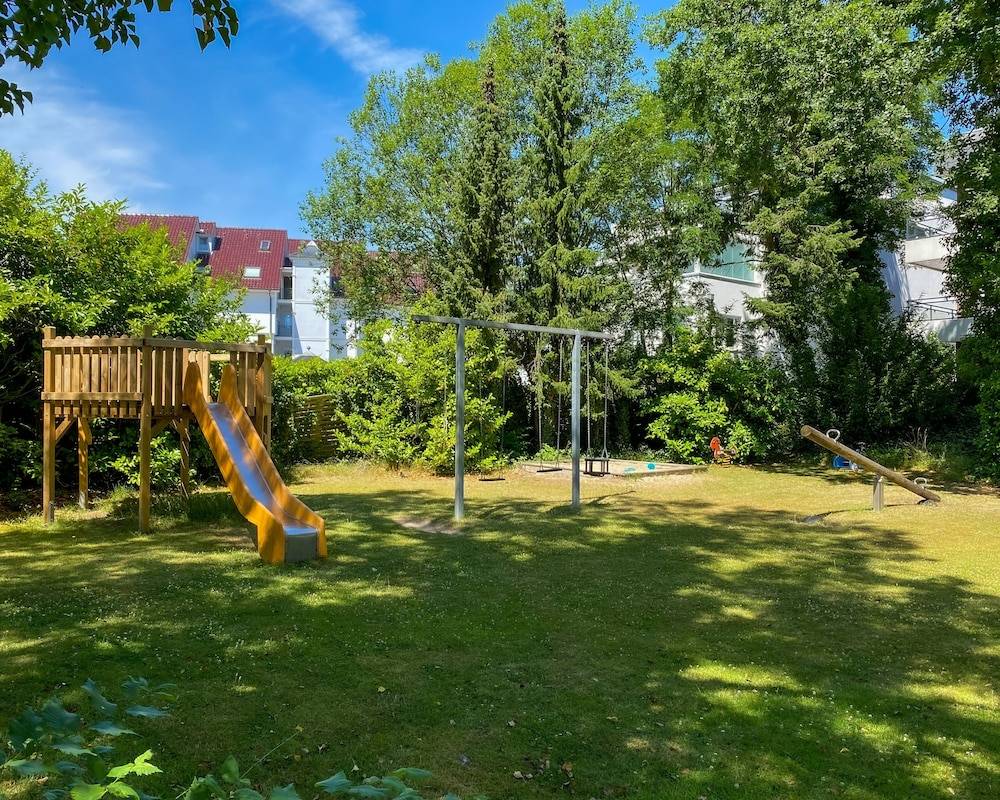 Children's play area - outdoor