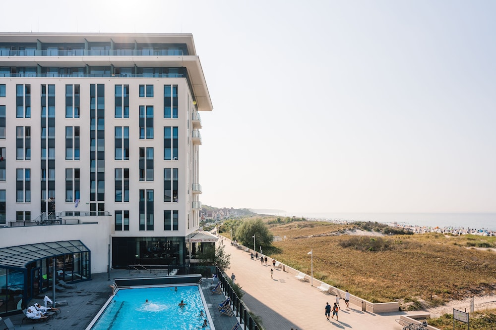 a ja Warnemuende Das Resort