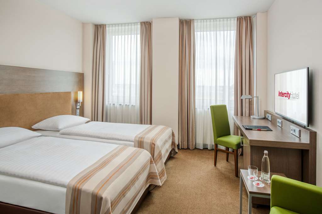 IntercityHotel Hannover, Germany - Business Room Twin