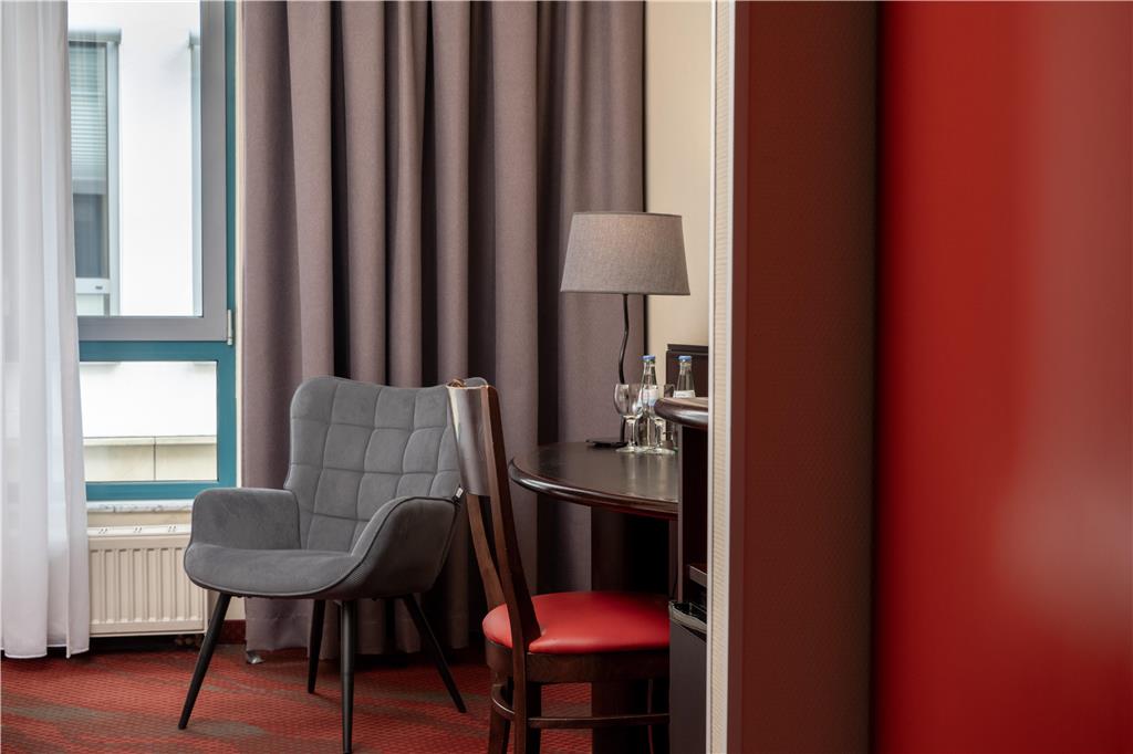 classic room sorat hotel cottbus large